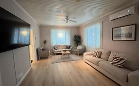 Spacious Apartment In The City Center